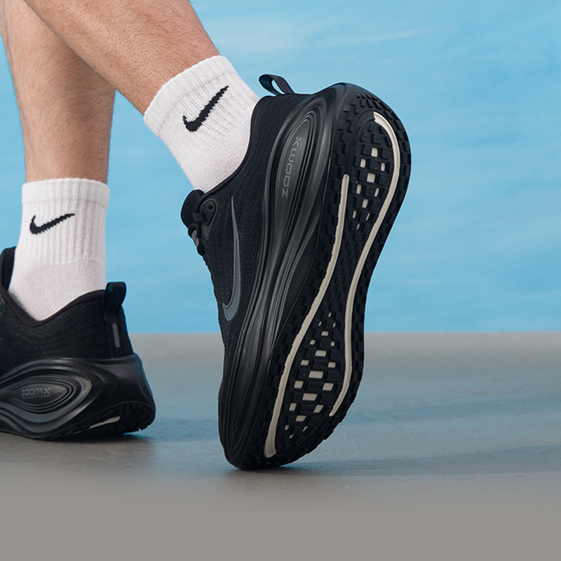 أحذية نايك للرجال من طراز Vome - مراجعة Men'S Shoes Nike Black وسعره