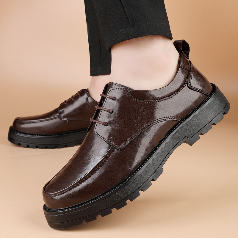 أحذية رجالية عصرية فاخرة ذات ن - مراجعة Men Shoes Essentials وسعره